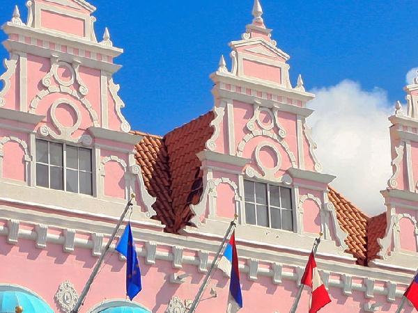 Cheap Flights from Flint to Oranjestad