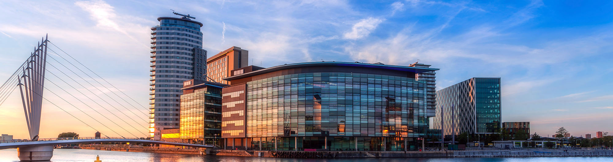 Search and compare cheap flights from Shannon to Manchester