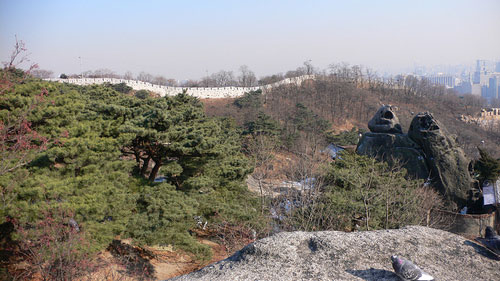 Hike up Inwangsan, a mystical mountain