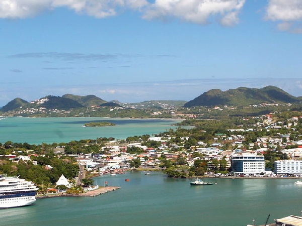 Cheap Flights from Golden Rock Airport to Castries