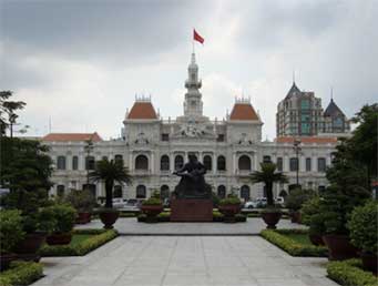 Vietnam Land Tour from Apple World Travel