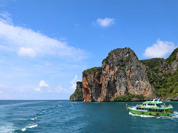 Thailand Land Tour from Southern Thailand Consortium