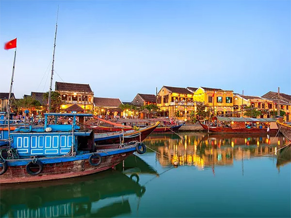Vietnam Land Tour from Supreme Travel & Tours